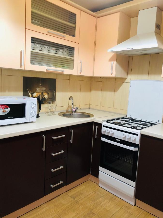 ריבנה Apartment Rovno מראה חיצוני תמונה
